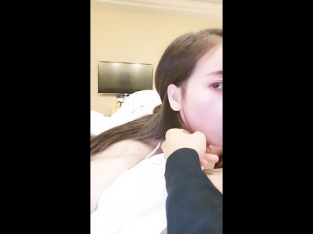 Chinese Streamer Prizes Her Top Admirer With Deep Throat And Fuck-a-thon