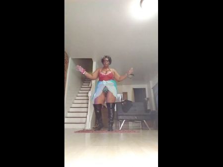 Youtuber Joycelyn Sabal - Funbags Out And Snatch Exposed Dancer