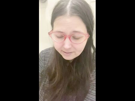 A Super-cute Lunchtime Climax