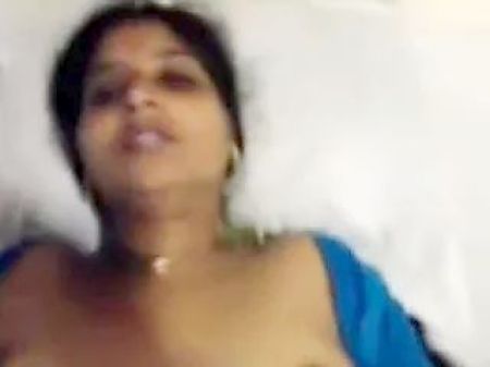 Telugu Aunty Has Fuckfest With Bachelor Dude , Witness The Vid