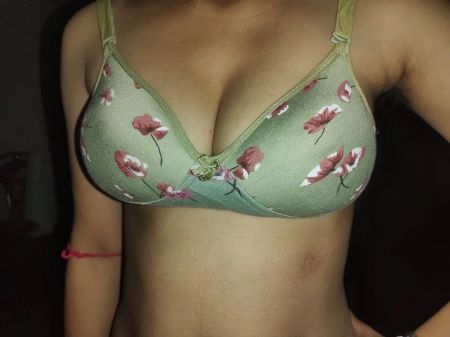 Perfect Indian Bhabiji Suprise Her Devar And Cum Shot In Gullet