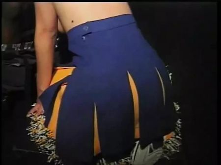 Jaw-dropping Cuttie Likes The Experiencing Of A Thick Pole Inwards Her Cunt