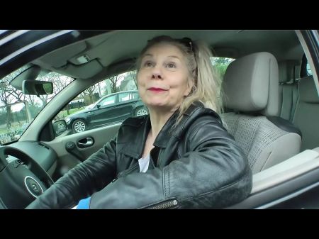 Grannie Urinates Before Getting Humped By A Ample Ebony Pink Cigar