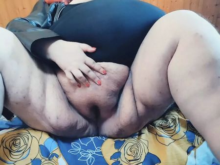 Cum On My Large Muff
