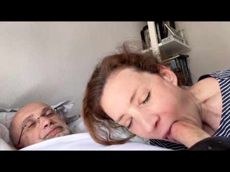 Wife Blowing Cock