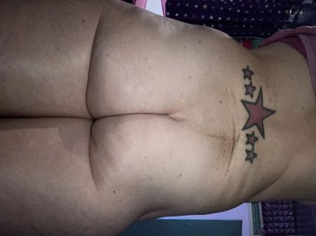Ouch ! Pummeling My Cherry Brown Sphincter With The Largest Booty Speculum In My Buttfuck Training Kit !