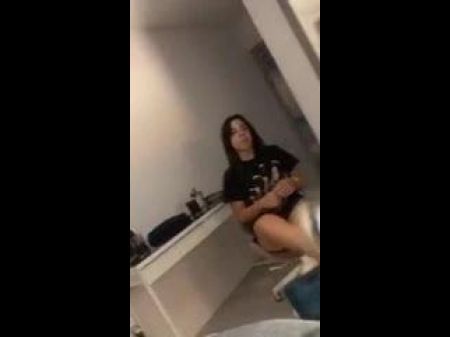 Inexperienced Gal On Cam