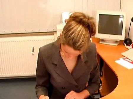 Black-haired German Assistant Getting Torrid Cum On Her Wonderful Pantyhose