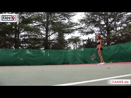 Horny Tennis Ladies Ficken Riesigen Schwanz