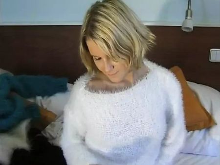 The Very First Audition Of Renata The Sexy Chick Today A