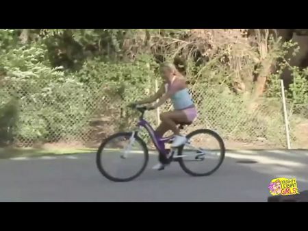 Red Hair Hotty Picks Up A Stranger Before Taking Her Home To Gobble Her Honeypot